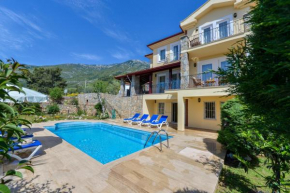 Kilic- 5 Bedroom Holiday Villa in Hisaronu